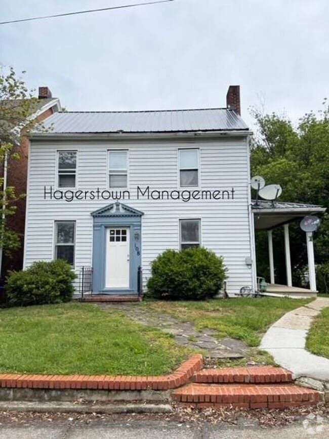 Building Photo - 108 Wayside Ave