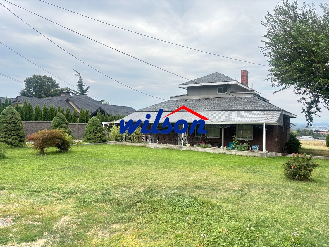 Primary Photo - 216 S 49th St