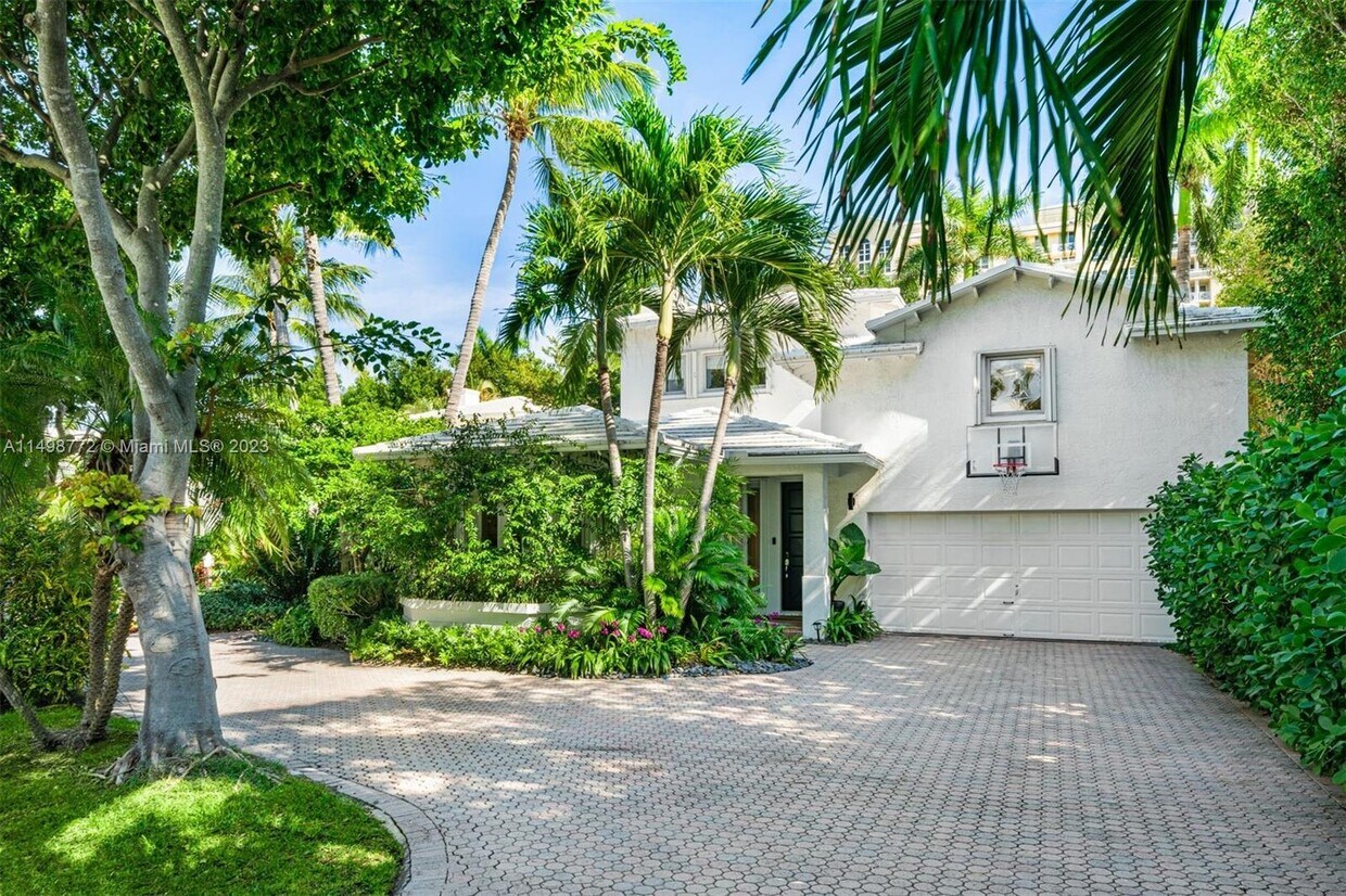 10 Coconut Ln, Key Biscayne, FL 33149 House Rental in Key Biscayne, FL