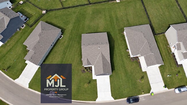 Foto del edificio - 27010 E Dogwood Ln
