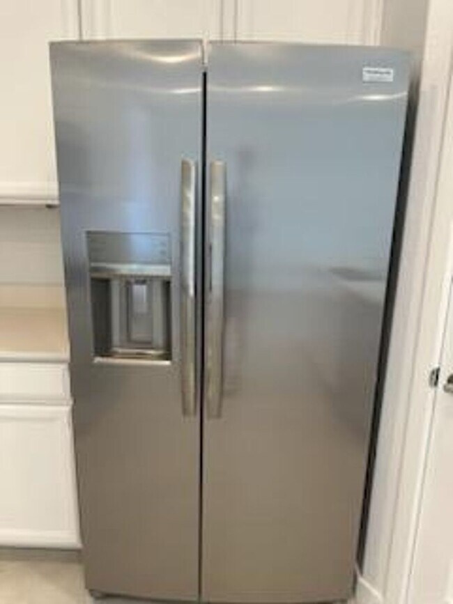 Foto del edificio - 24687 N 170th Dr