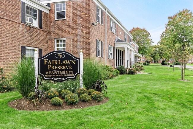 Foto del edificio - The Preserve at Fair Lawn