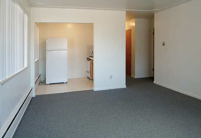 Building Photo - Dexter Apartments