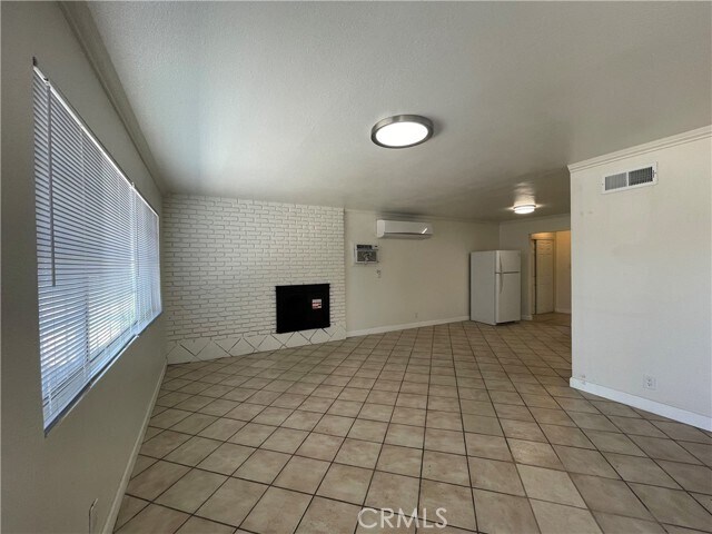 Foto del edificio - 4512 N Sunflower Ave