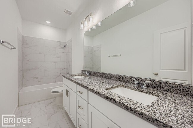 Foto del edificio - 8109 Sawyer Dr