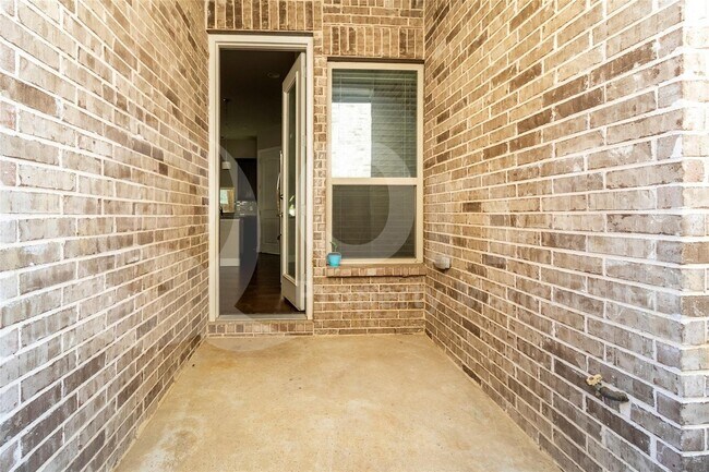 Building Photo - 5227 Montego Bay Dr