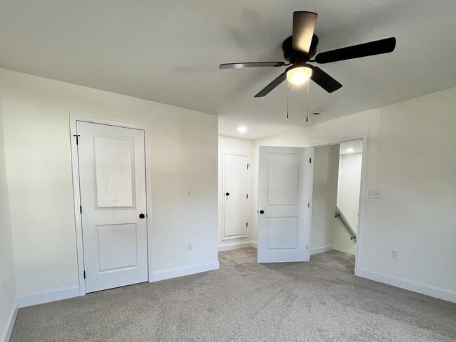 Foto del edificio - 118 Roland Ave