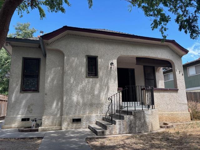 Building Photo - 134 N College Ave