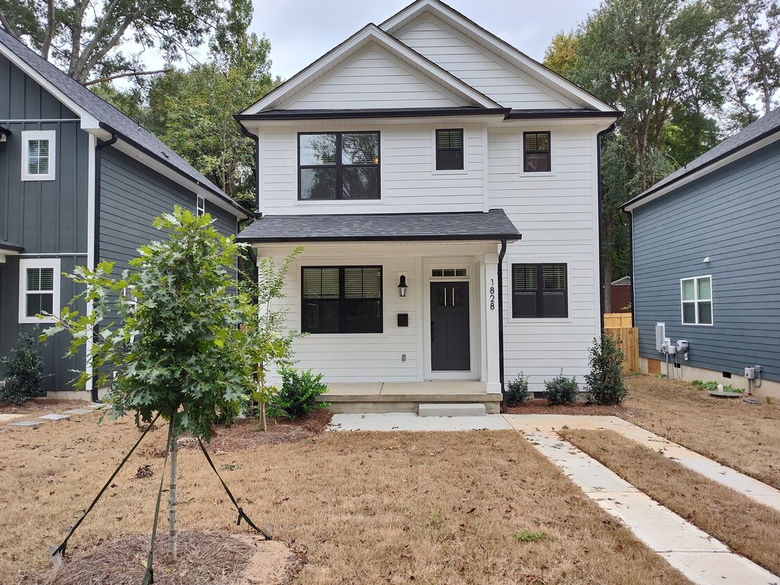 Primary Photo - Beautiful New Construction Home !