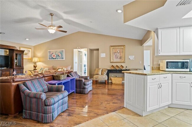 Building Photo - 4504 6th St W