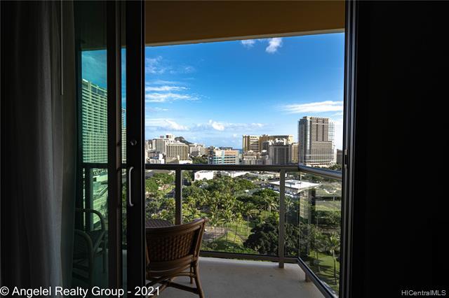 Building Photo - 2045 Kalakaua Ave