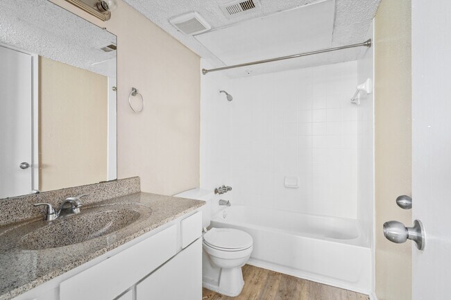 Building Photo - Residences at the Med