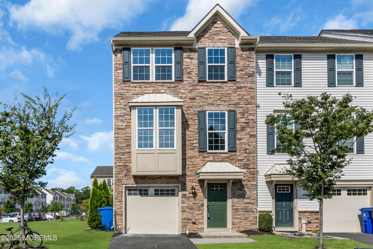 Primary Photo - 201 Rio Grande Dr