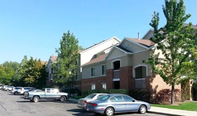Building Photo - 150 S 800 E