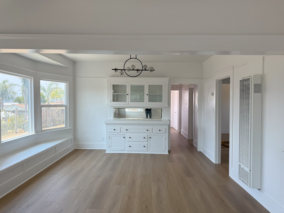 Foto principal - 1033 E 16th St