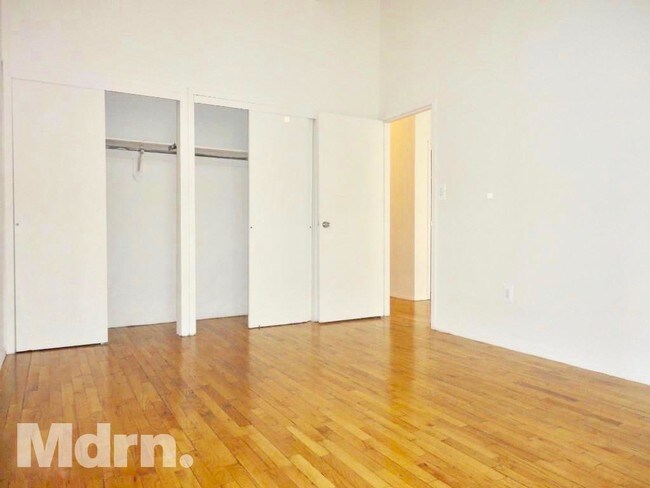 Foto del edificio - 12 E 22nd St