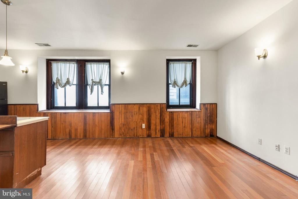 Foto principal - 35 S 13th St