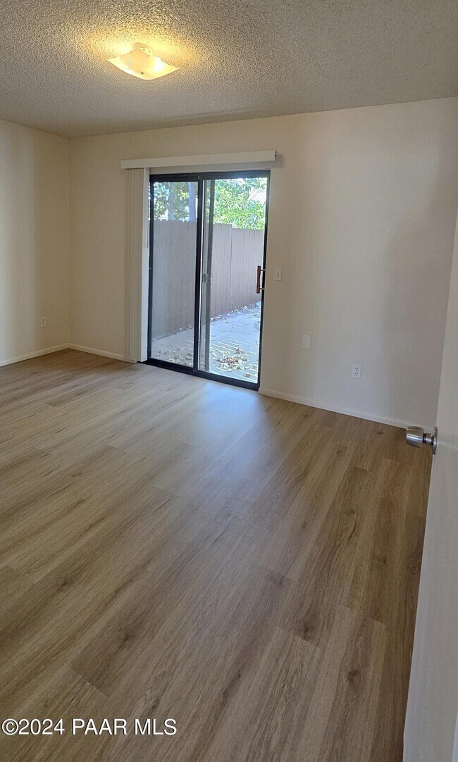 2920 N Superstition Ln Unit C, Prescott Valley, AZ 86314 Room for