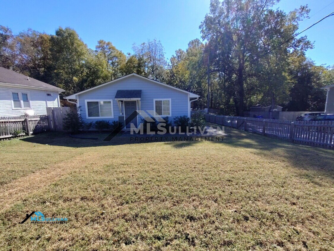 Photo - 1202 Liberty St