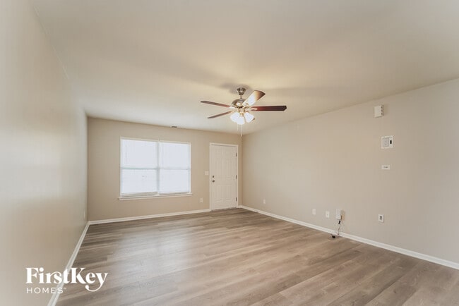Building Photo - 4218 John Dale Ln