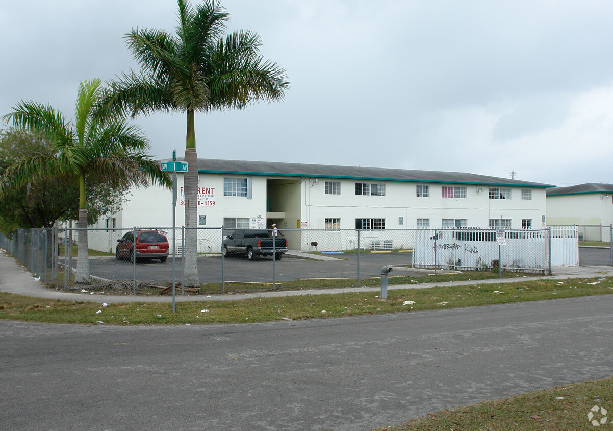 Foto del edificio - Homestead Gardens II