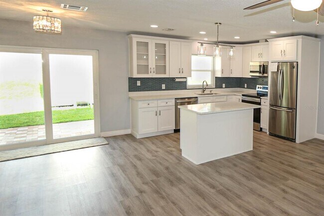 Building Photo - 1444 Overcash Dr