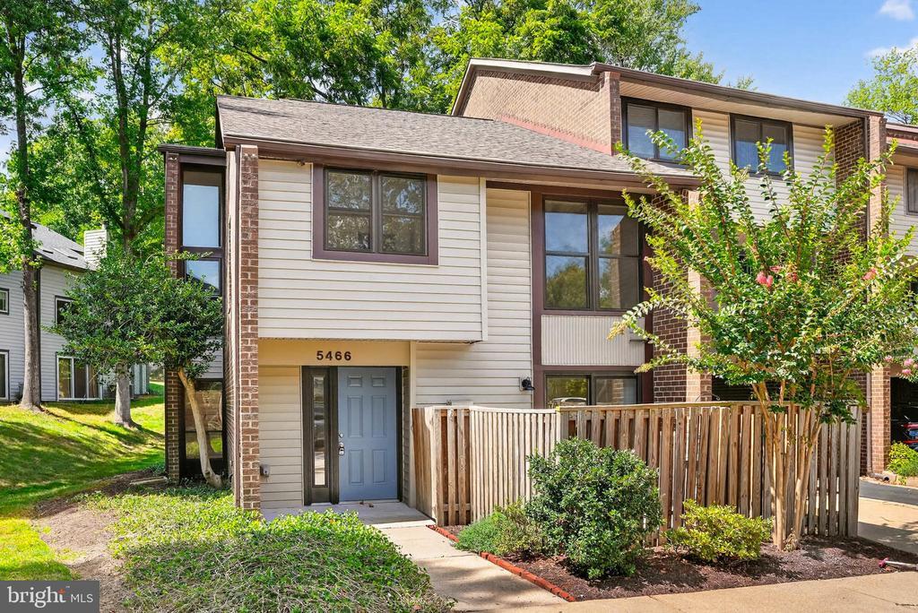 Foto principal - 5466 Ring Dove Ln
