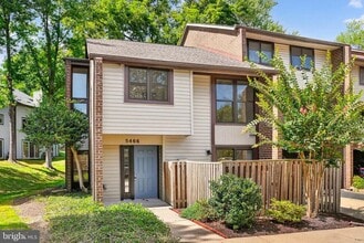 Building Photo - 5466 Ring Dove Ln