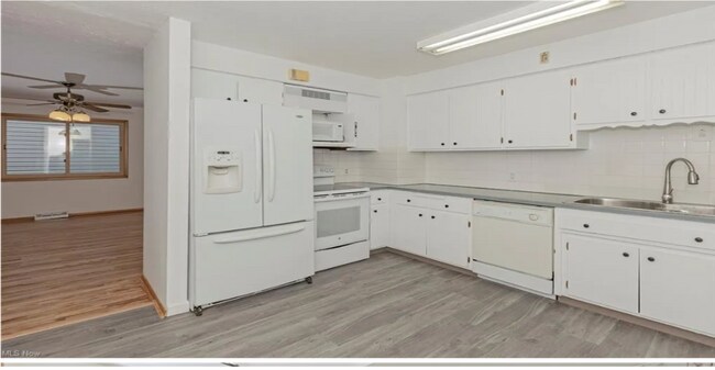 Foto del edificio - 6699 Glenn Allen