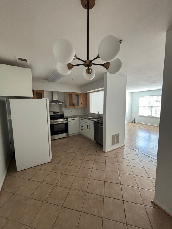 Foto del edificio - 19050 Highstream Dr