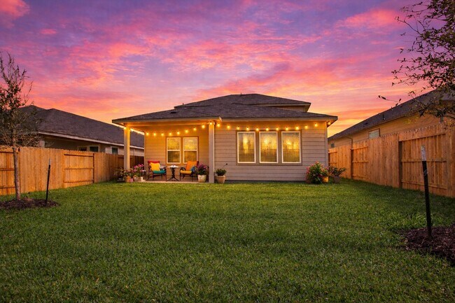 Foto del edificio - 422 Gram Hl Dr