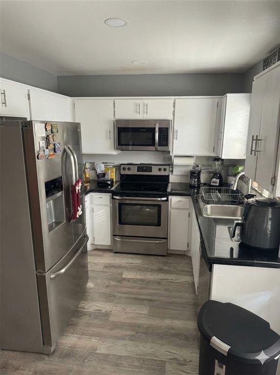 Foto del edificio - 5106 Chatsworth Ave