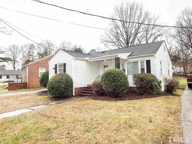 Photo - Charming 2 Bedroom, 1 Bath home near Downt...