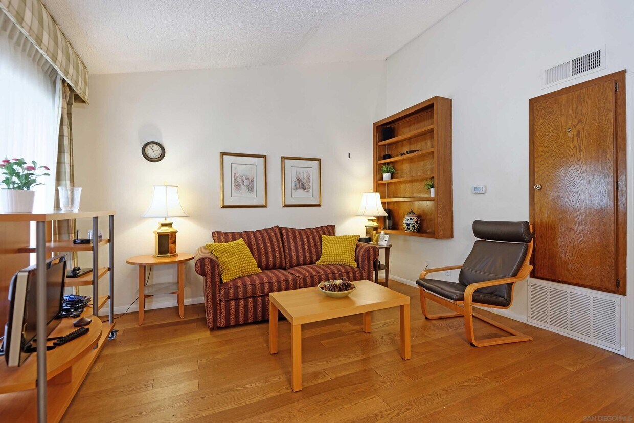 Foto principal - 4330 Idaho St