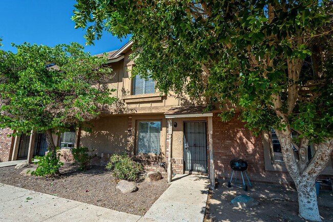 Foto del edificio - 5871 N 59th Dr