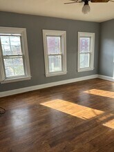 Building Photo - 809 Columbia Ave