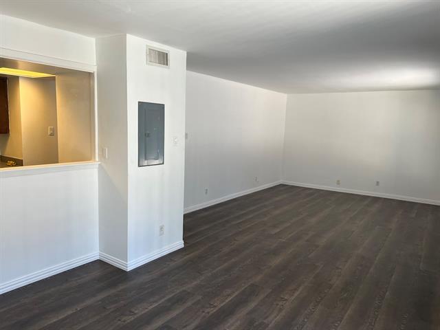 Building Photo - 4121 Avondale Ave