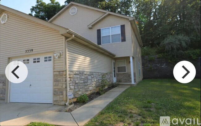 Building Photo - 5341 Lakewood Terrace
