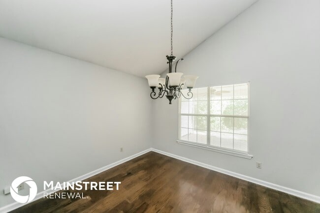 Building Photo - 1107 Charstone Dr