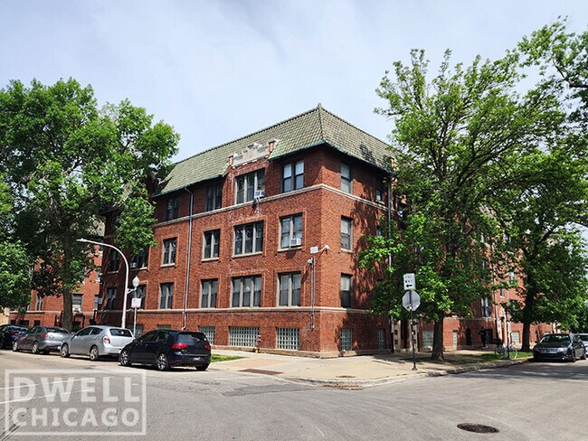 Foto del edificio - 3302 W Schubert Ave