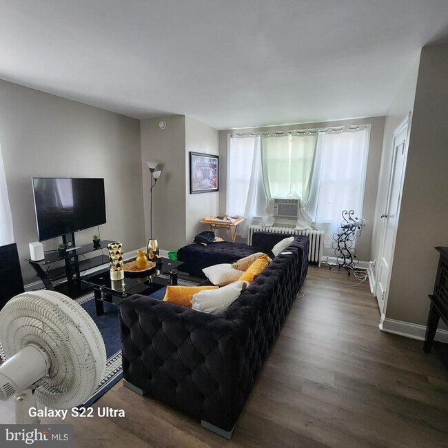 Foto del edificio - 5490 W Berks St
