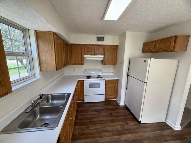 Foto del edificio - 231 Hidden Acres