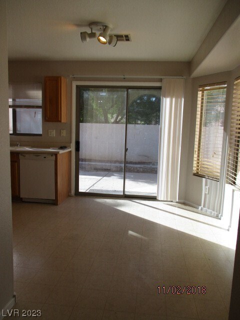 Foto del edificio - 6781 Broadacres Ranch St