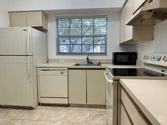 Building Photo - 840 Cypress Park Way