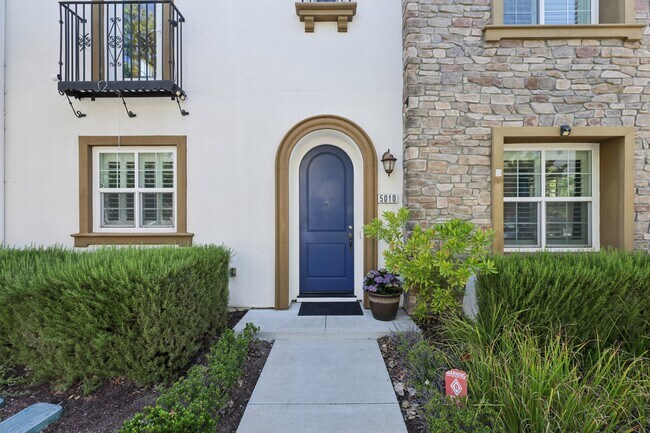 Building Photo - 5010 Barrenstar Way