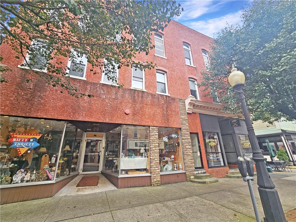 Primary Photo - 42 Broadway