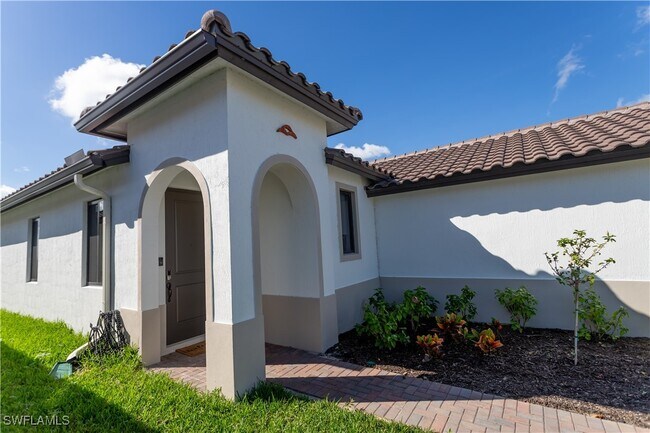 Building Photo - 5096 Nevola Ave