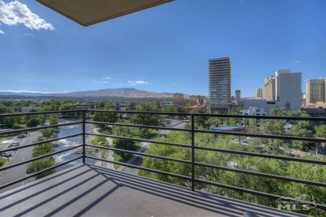 Foto del edificio - 280 Island Ave