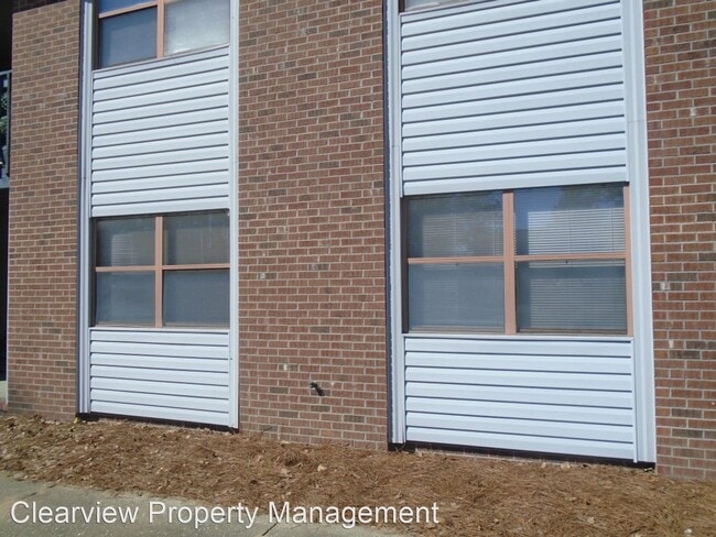 Building Photo - 2 br, 2 bath House - 5909 Labonte Dr.
