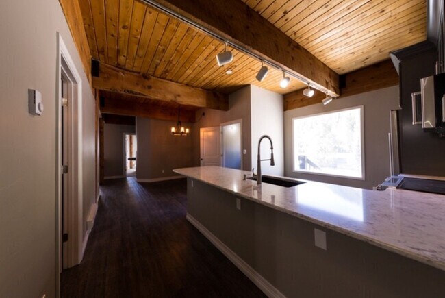 Building Photo - Completely updated 3 bedroom, 2 bath condo...